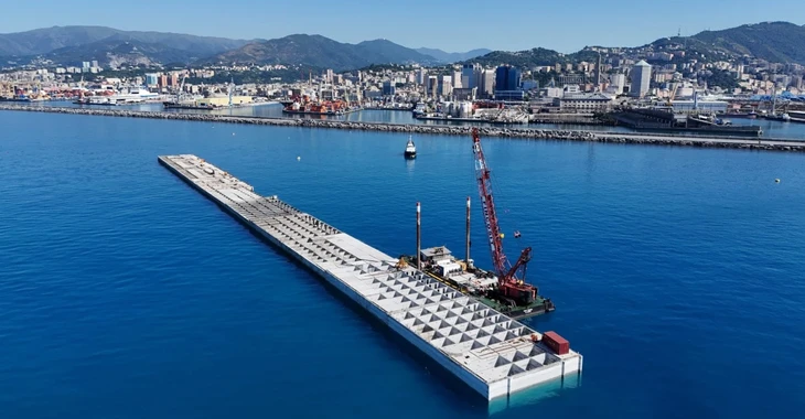 genoa breakwater